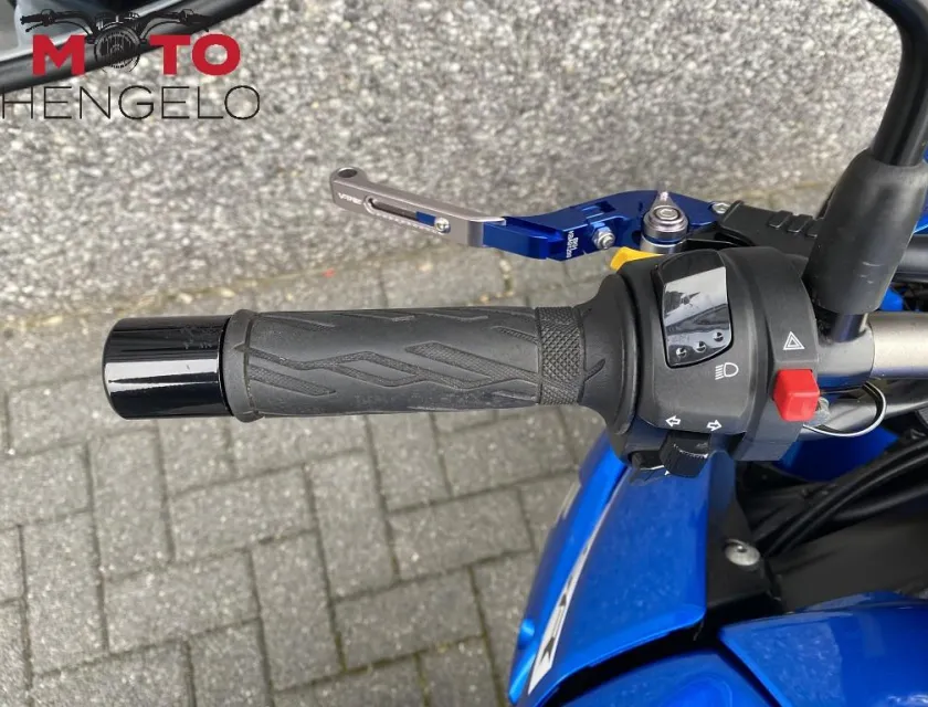 Suzuki GSR 750 ABS
