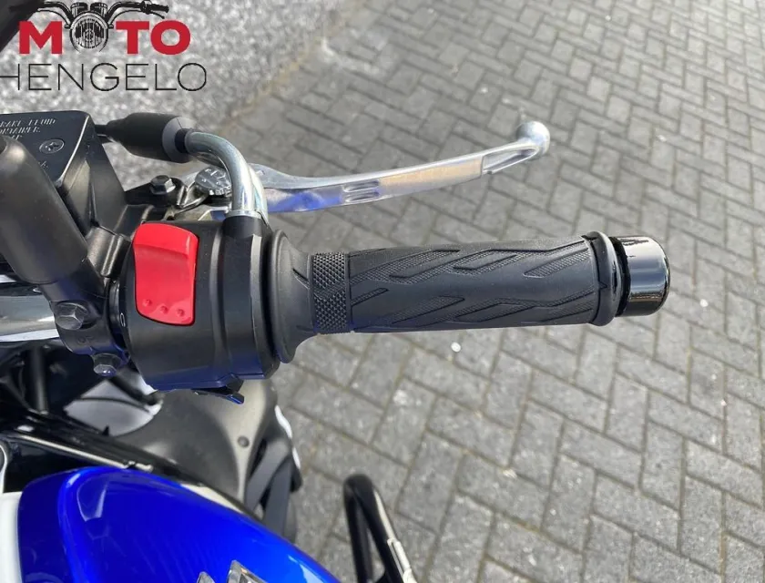 Suzuki GLADIUS ABS