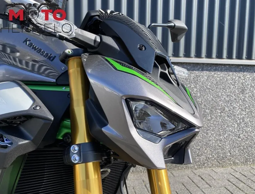 Kawasaki Z900 SE