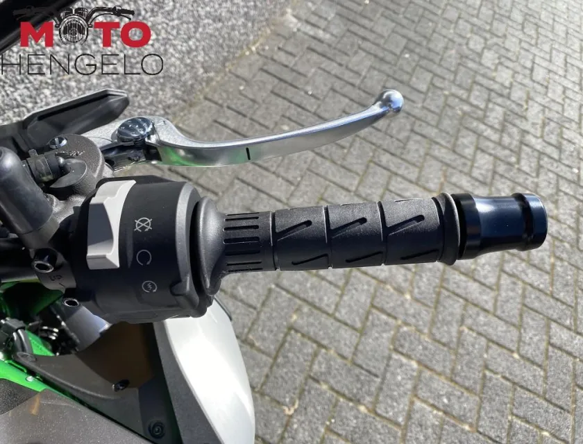 Kawasaki Z900 SE