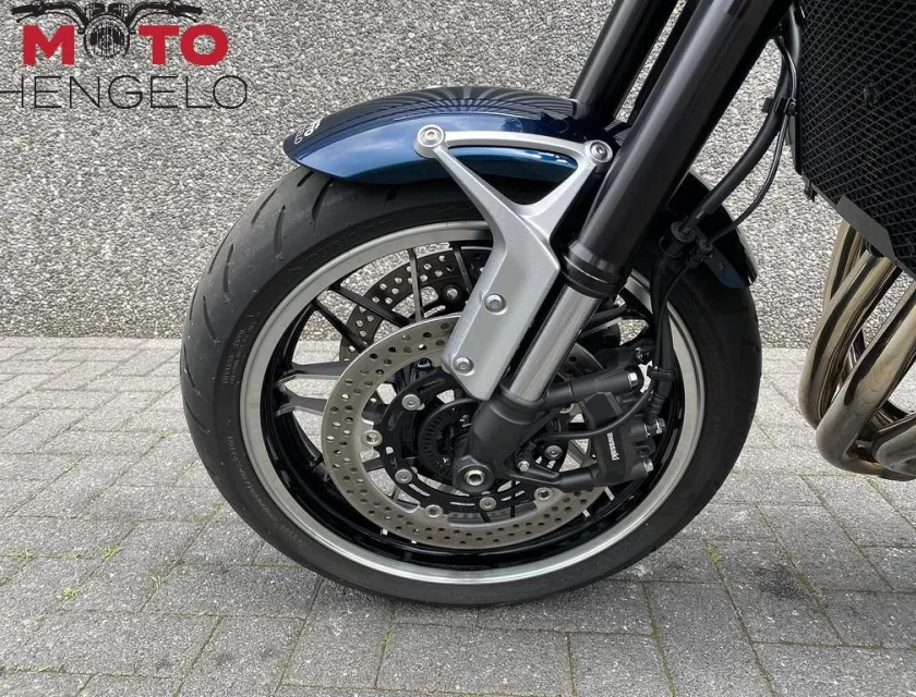 Kawasaki Z900RS