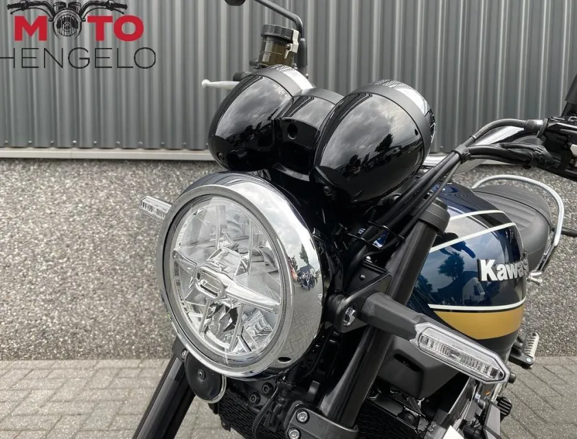 Kawasaki Z900RS