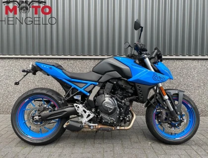 Suzuki GSX-8S
