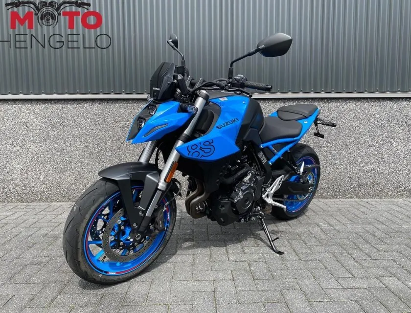 Suzuki GSX-8S