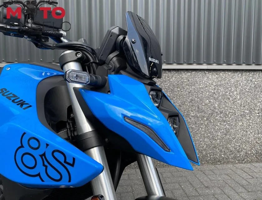Suzuki GSX-8S