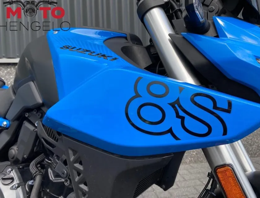 Suzuki GSX-8S