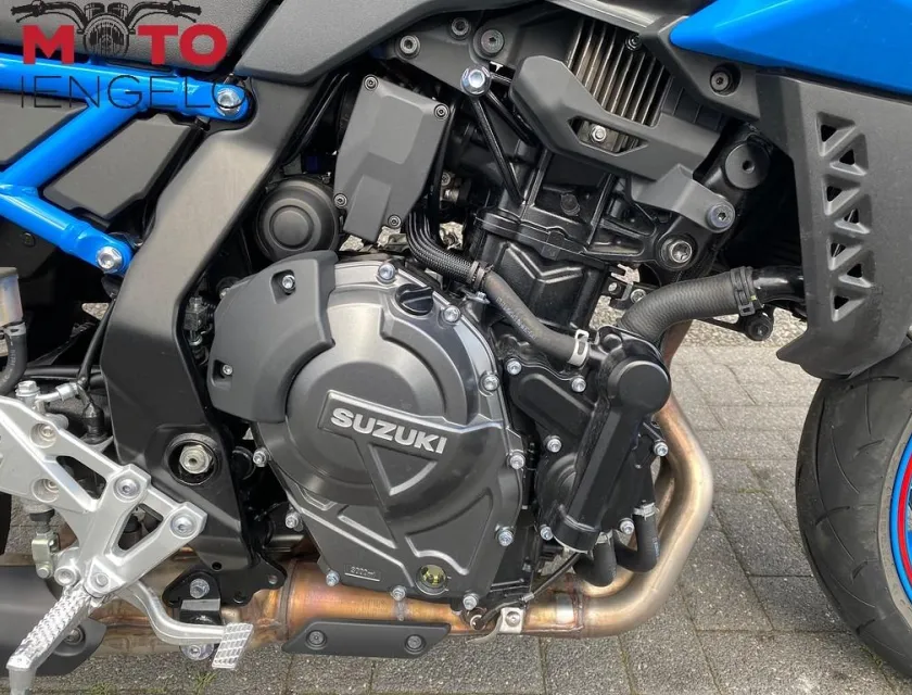 Suzuki GSX-8S
