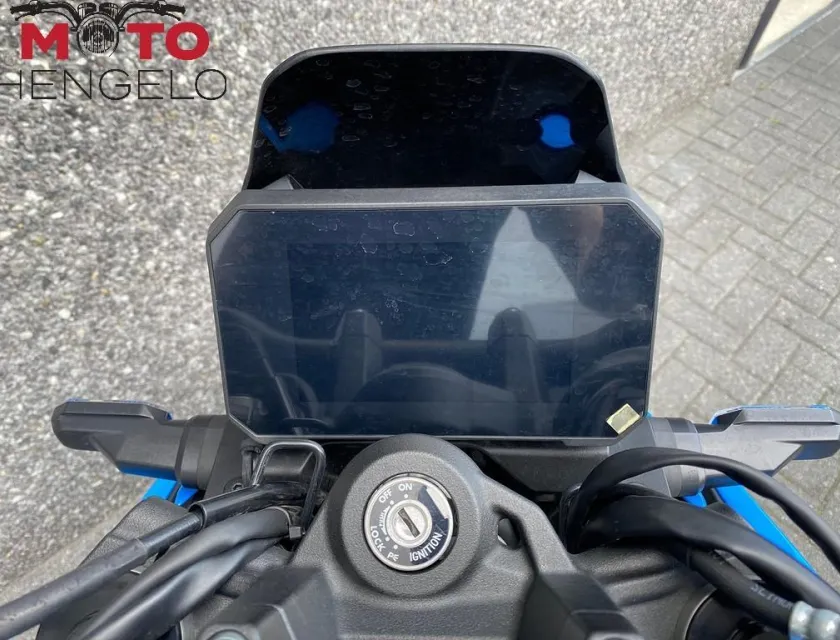 Suzuki GSX-8S