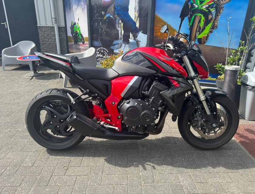 Honda CB1000R