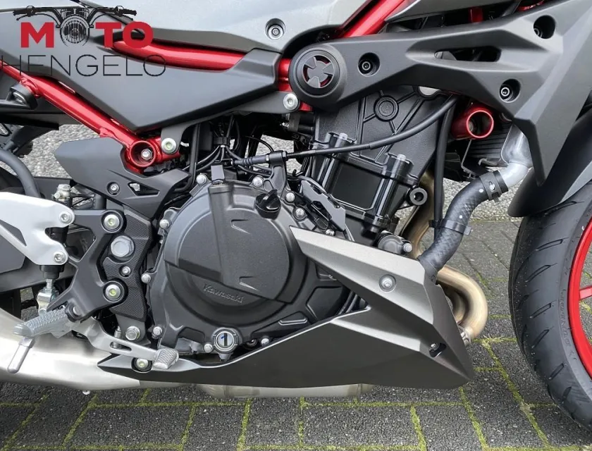 Kawasaki Z500 SE