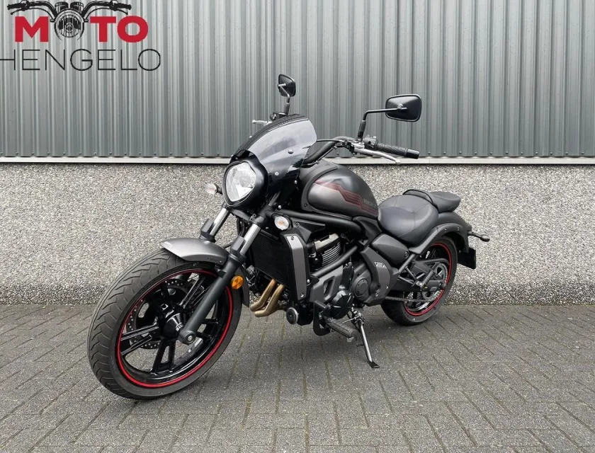 Kawasaki VULCAN S PERFORMANCE