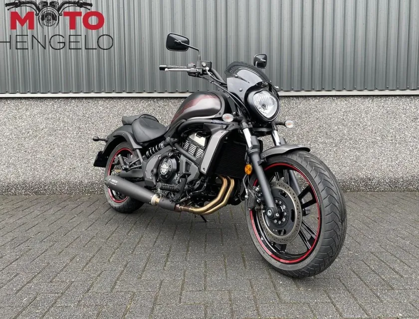 Kawasaki VULCAN S PERFORMANCE