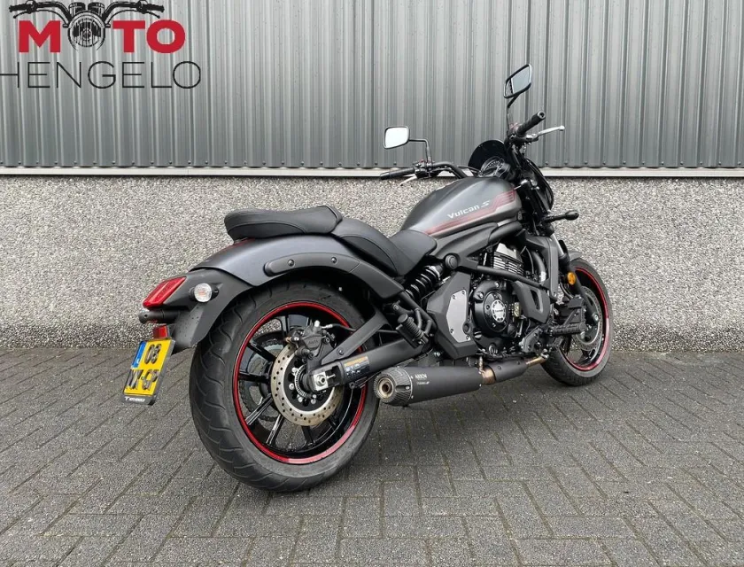 Kawasaki VULCAN S PERFORMANCE
