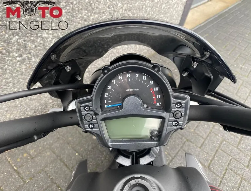 Kawasaki VULCAN S PERFORMANCE