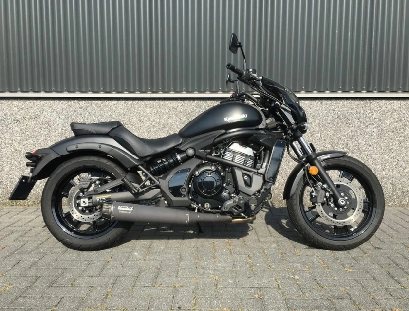 Kawasaki VULCAN S PERFORMANCE