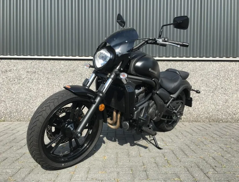 Kawasaki VULCAN S PERFORMANCE