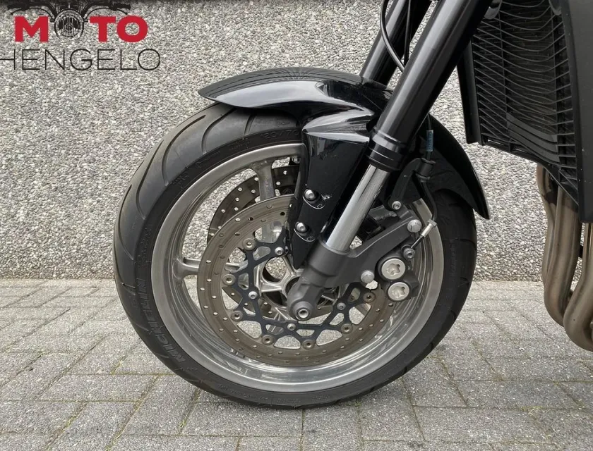 Yamaha FZ1