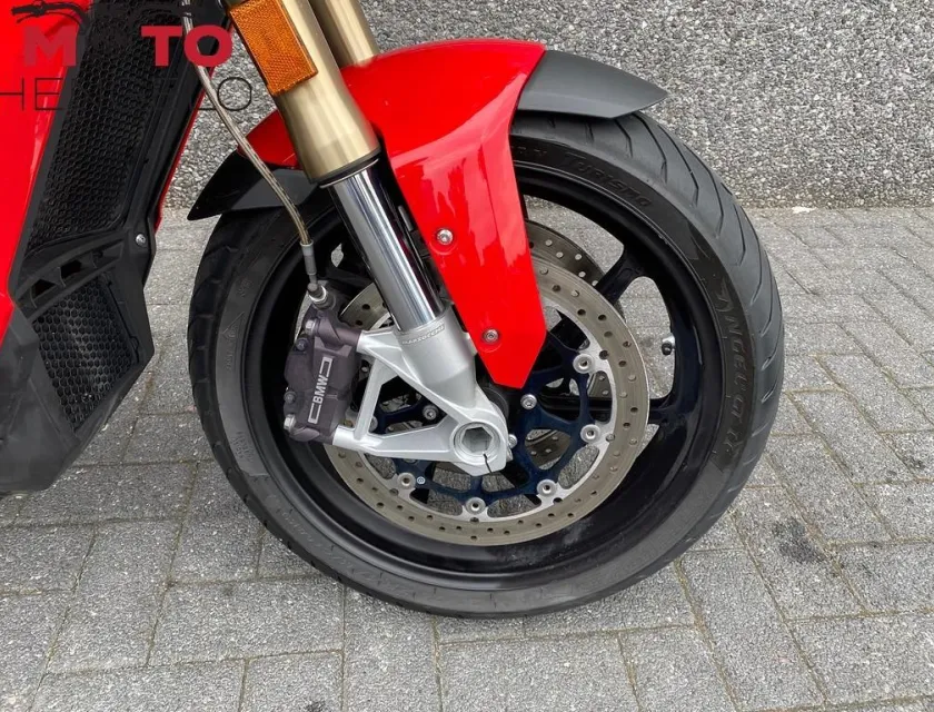 BMW S 1000 XR