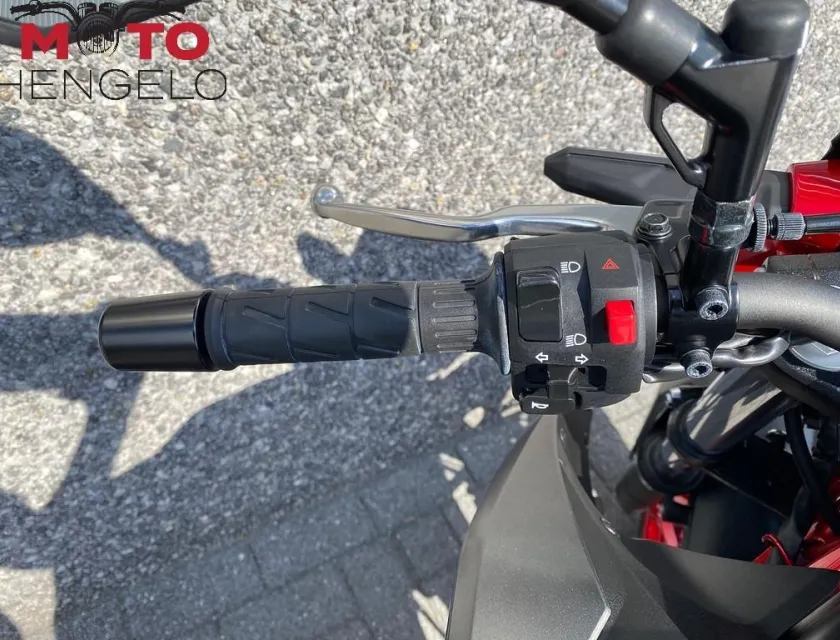 Kawasaki Z500 SE