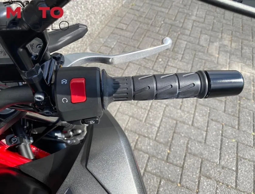 Kawasaki Z500 SE