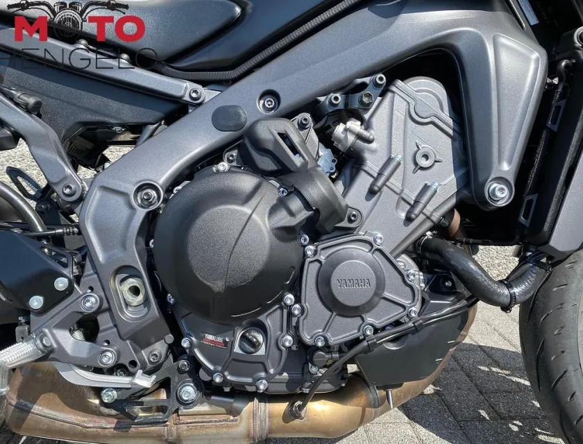 Yamaha MT-09 Y-AMT DEMO