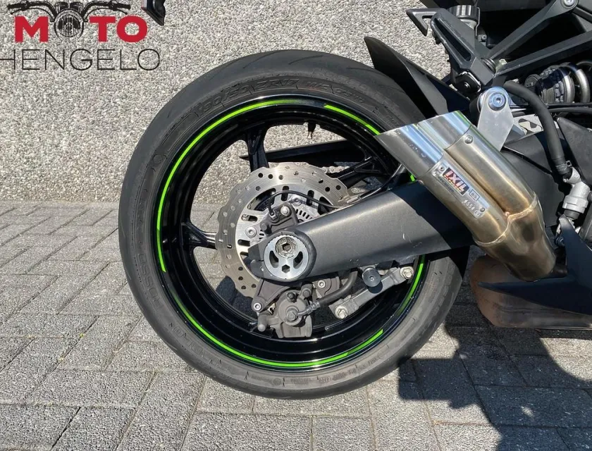 Kawasaki Z1000