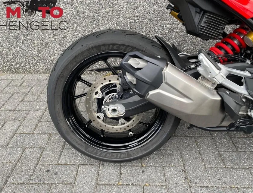 BMW F 900 XR