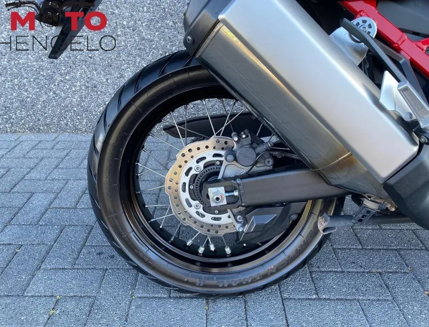 Honda CRF 1100 DCT AFRICA TWIN
