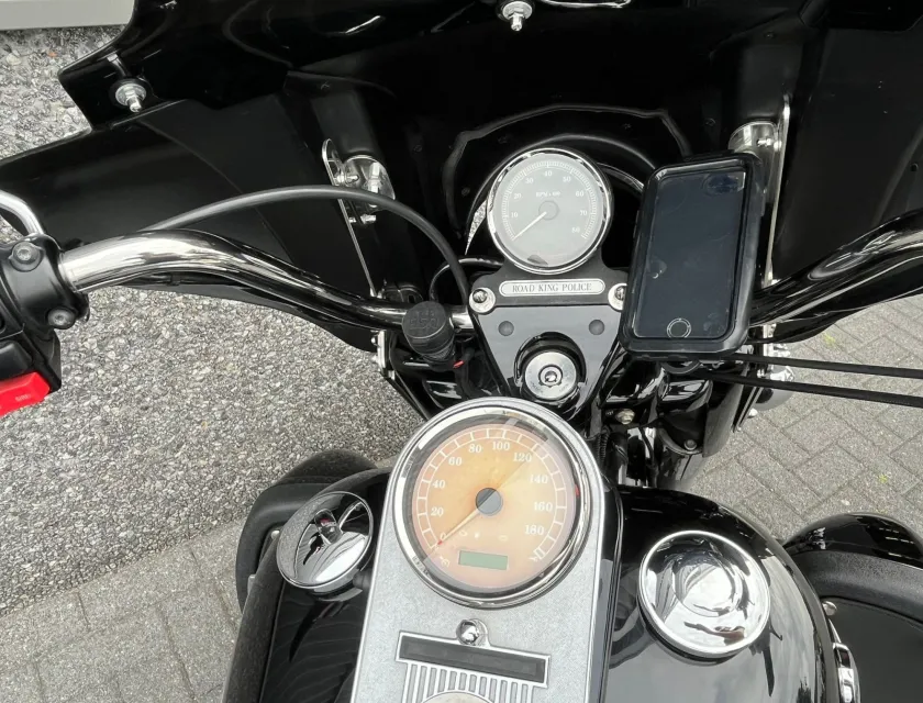 Harley-Davidson FLHR ROAD KING POLICE