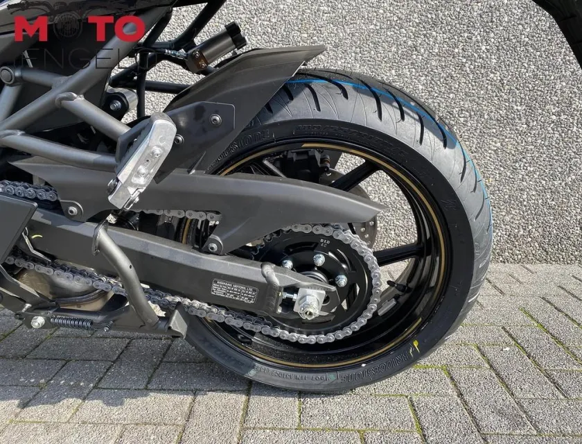 Kawasaki VERSYS 1100 S