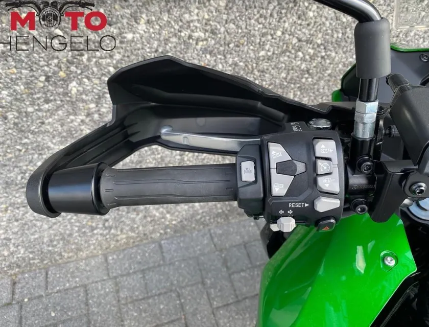 Kawasaki VERSYS 1100 S