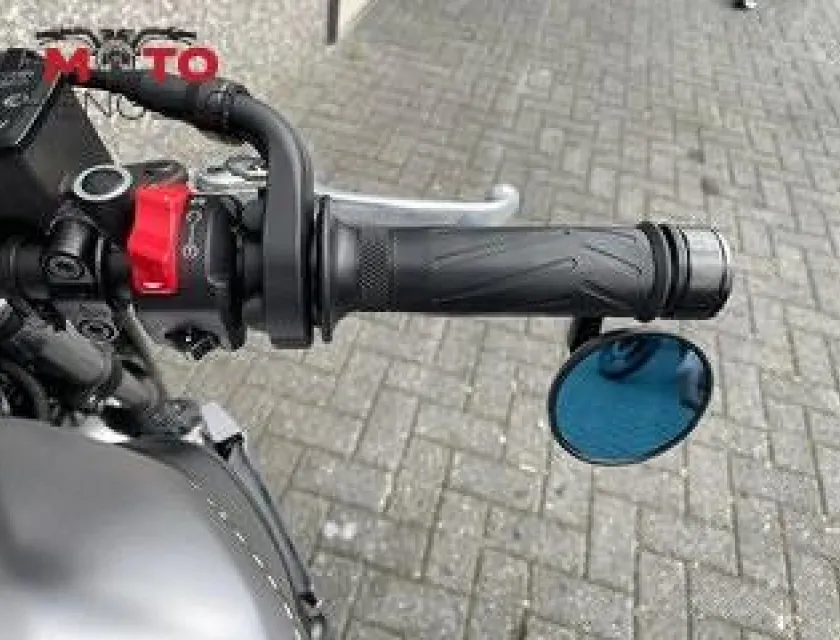 Yamaha XSR700
