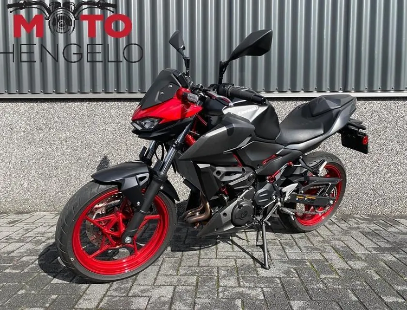 Kawasaki Z500 SE
